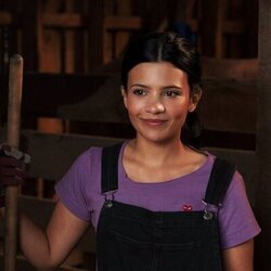 Nikki Rodriguez en 'Las chicas solo quieren recaudar' de 'My Life with the Walter Boys'