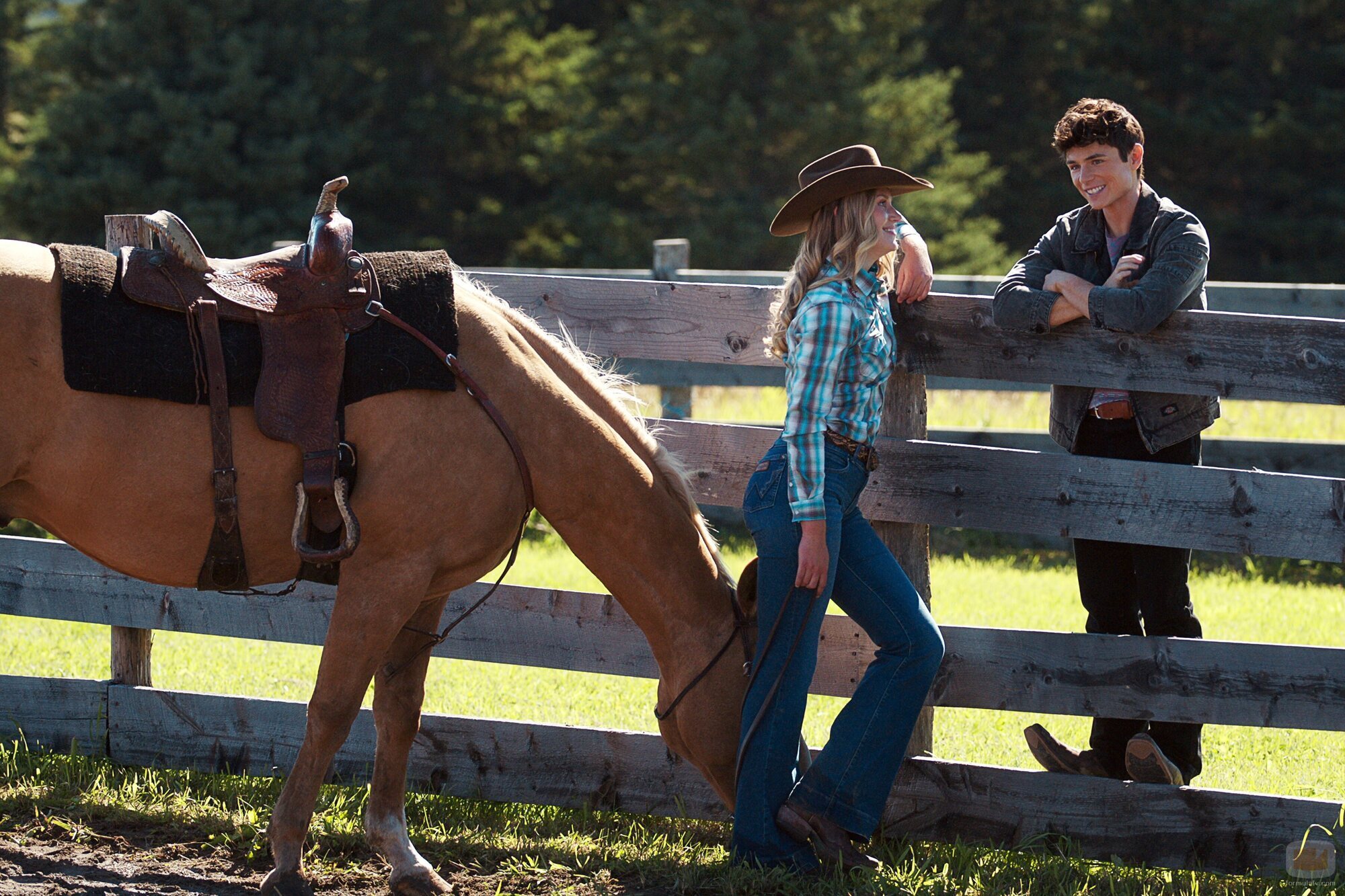 Ashby Gentry en 2x04 'Pasa sin mirar' de 'Mi vida con los chicos Walter'