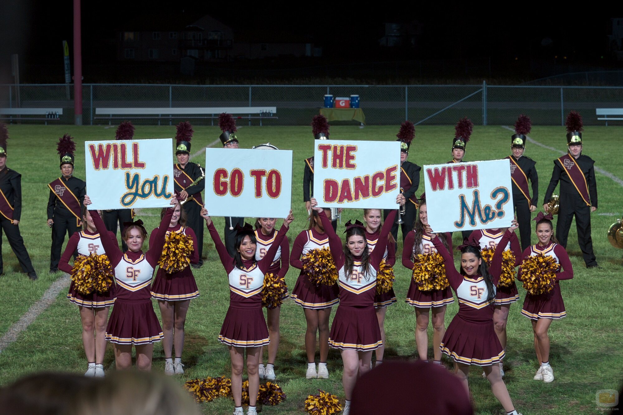 Alisha Newton en Capítulo 4 titulado 'Pasa sin mirar' de 'Mi vida con los chicos Walter'