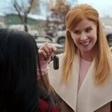 Sarah Rafferty en el 2x10 de 'Mi vida con los chicos Walter'