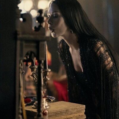 Catherine Zeta-Jones en 'El Hyde y la triste persecución' de 'Miércoles'