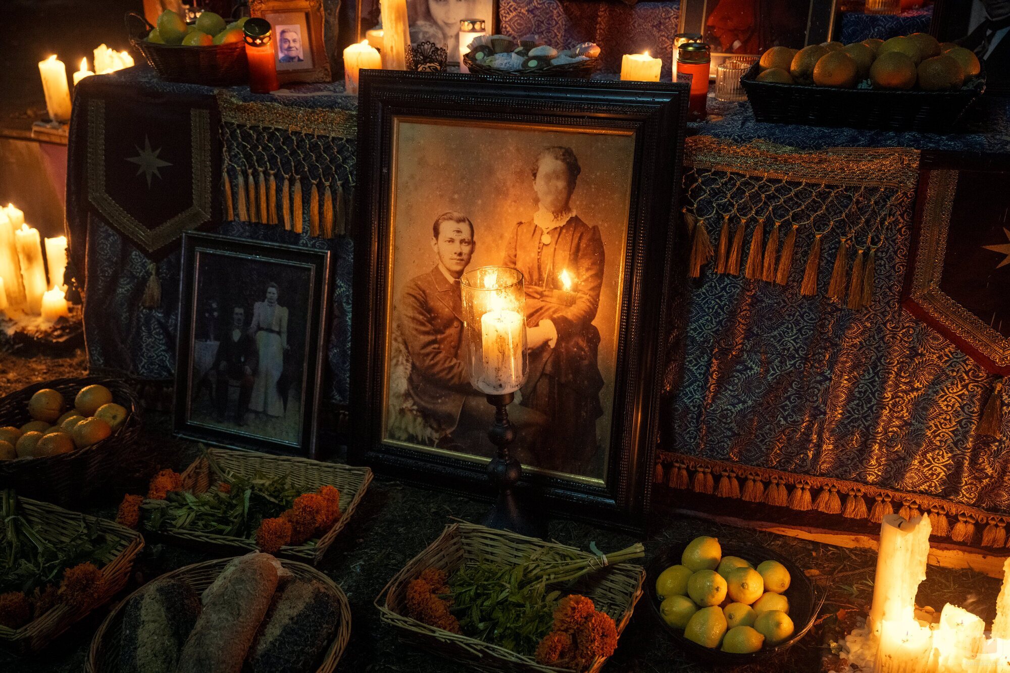 Foto de 2x05 de 'Miércoles'