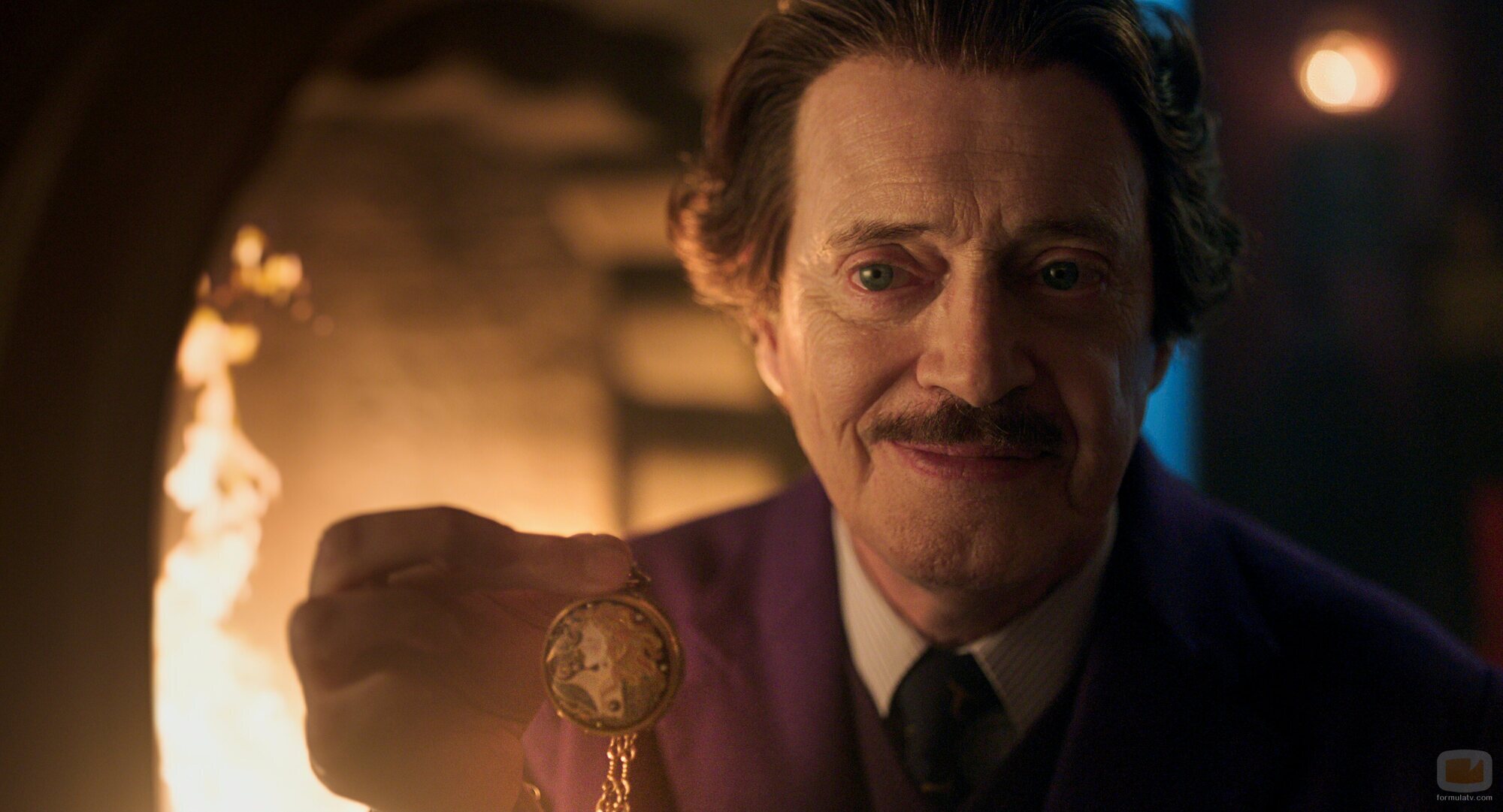 Steve Buscemi en Capítulo 7 titulado 'Consígueme dinero... triste' de 'Miércoles'