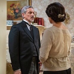 Isabel Serrano y Fernando Coronado en el 4x177 de 'La Promesa'