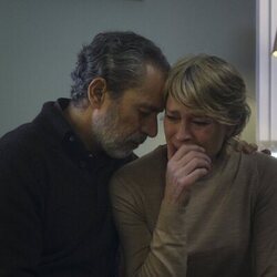 Robin Wright y Waleed Zuaiter en 1x03 'Episodio 3' de 'La novia'