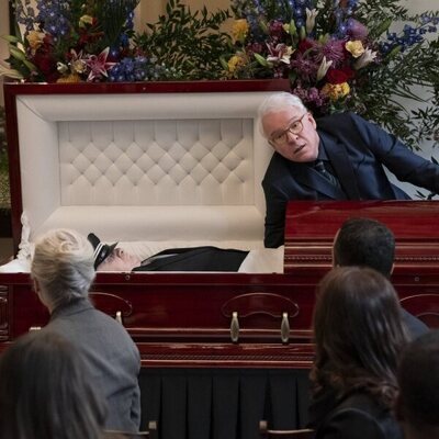 Steve Martin y Teddy Coluca en 'El toque final' de 'Only Murders in the Building'