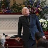 Steve Martin y Teddy Coluca en el 5x01 de 'Solo asesinatos en el edificio'