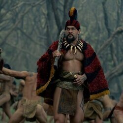 Jason Momoa en el 1x01 de 'El gran guerrero'