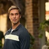 Austin North en 4x07 'Madres y padres' de 'Outer Banks'