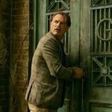 J. Anthony Crane en 4x08 'Familia' de 'Outer Banks'