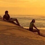 Chase Stokes y Madison Bailey en el 4x09 de 'Outer Banks'