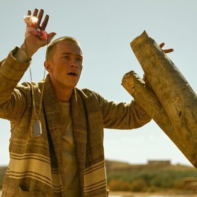Drew Starkey en el 4x10 de 'Outer Banks'