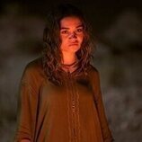 Madison Bailey en 'La corona azul' de 'Outer Banks'