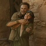 Madison Bailey y Rigo Sanchez en Capítulo 10 titulado 'La corona azul' de 'Outer Banks'