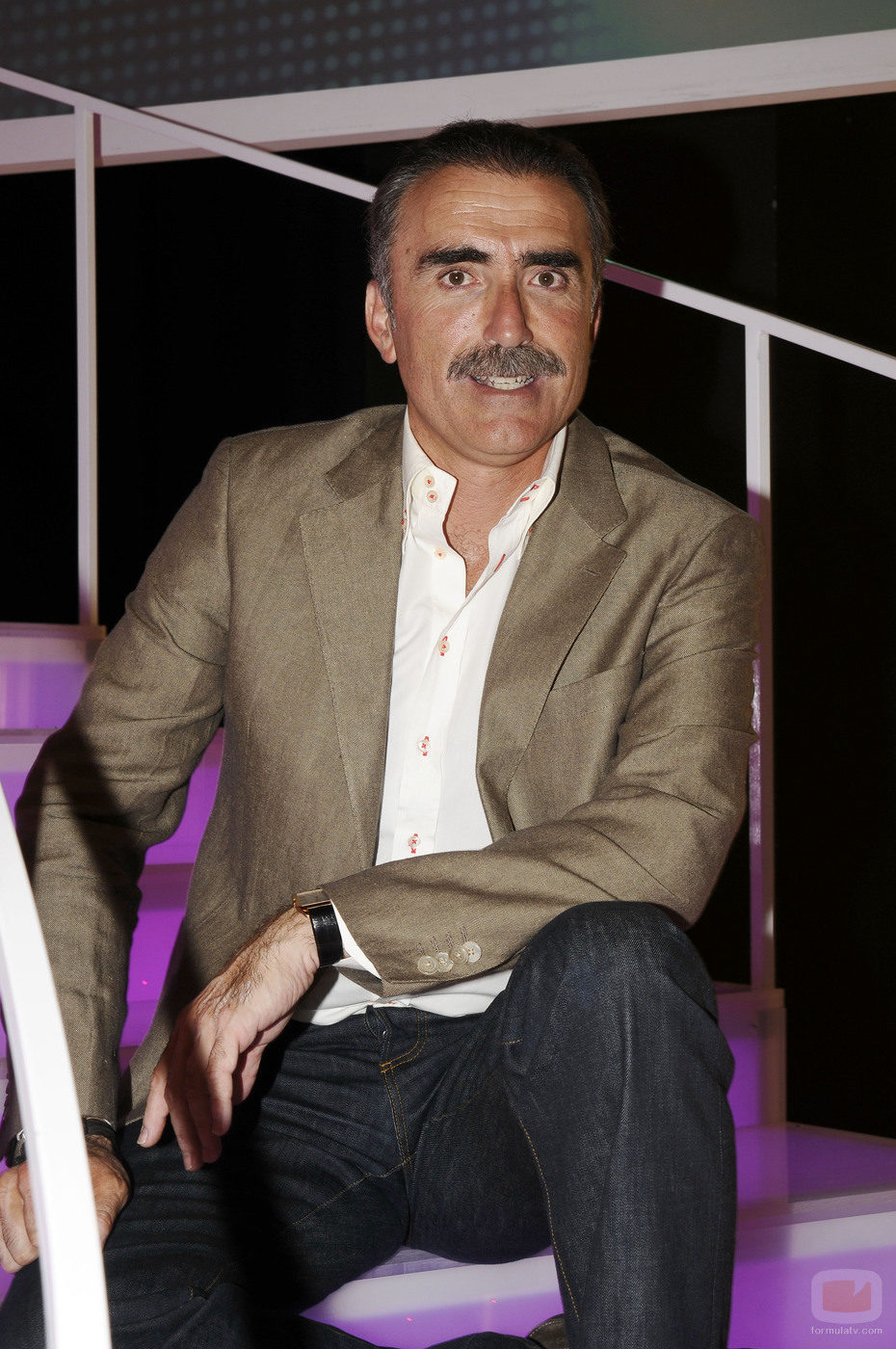 Juan Y Medio ejerce como presentador de 'Pánico en el plató'