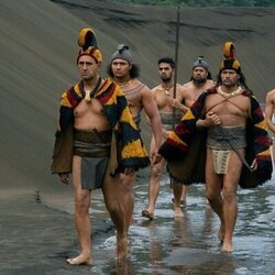 Cliff Curtis en el 1x06 de 'El gran guerrero'