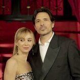 Marta Hazas y Andrés Velencoso en Capítulo 1 titulado 'Capítulo 1' de 'La Agencia'