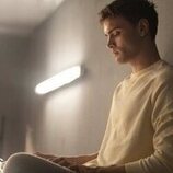 Gabriel Guevara en Capítulo 1 titulado 'Carlos' de 'Mar afuera'