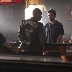 Mark Ruffalo y Fabien Frankel en 1x01 'Caminos Cruzados' de 'Task'