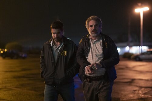 Mark Ruffalo y Fabien Frankel en la temporada 1 y el capítulo 02 de 'Task'