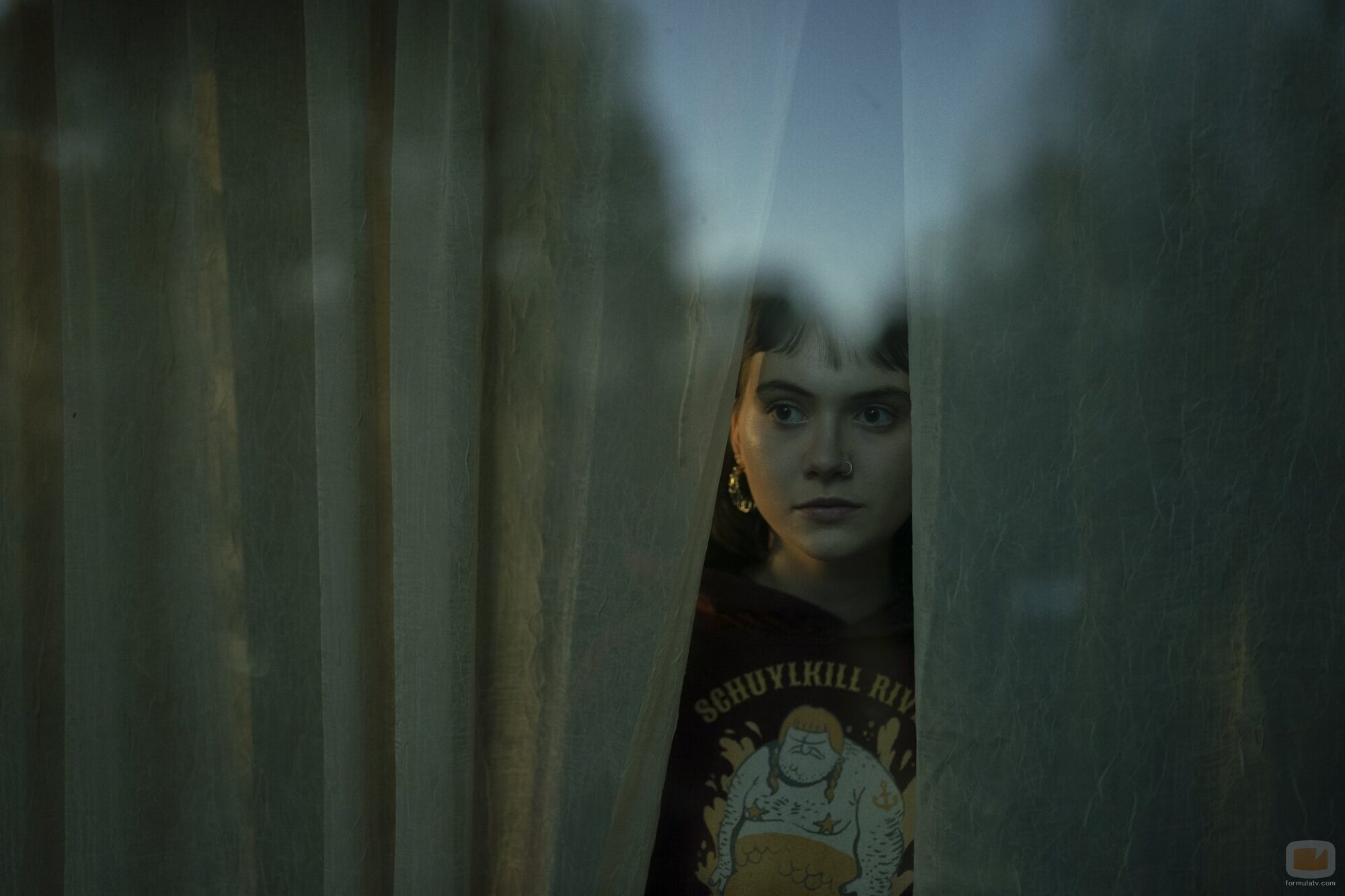 Foto de Emilia Jones en 1x02 'Declaraciones Familiares' de 'Task'