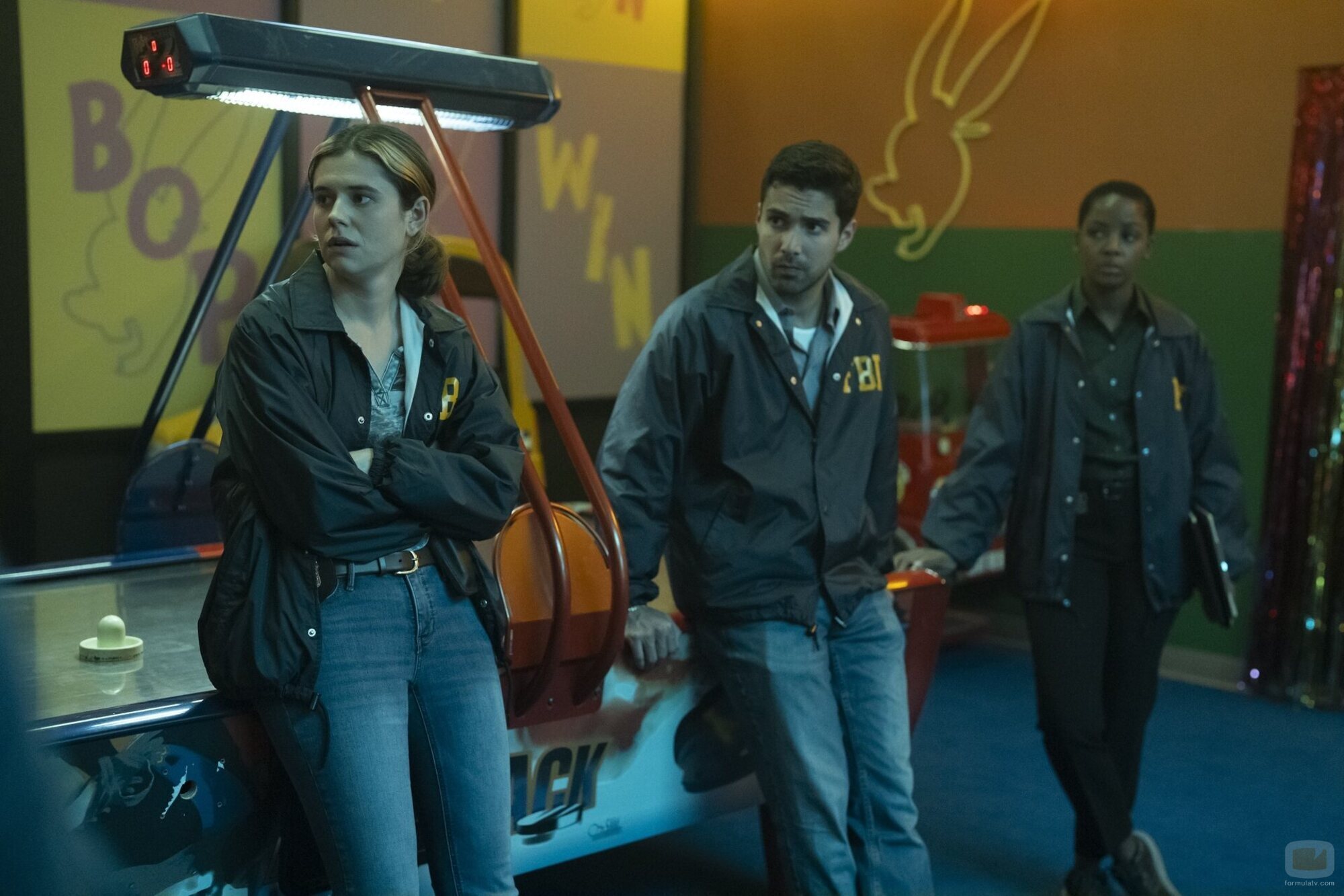Fabien Frankel y Alison Oliver en 'Declaraciones Familiares' de 'Task'