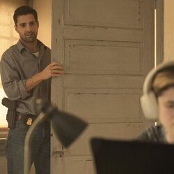 Fabien Frankel en 1x02 titulado 'Declaraciones Familiares' de 'Task'