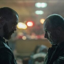 Jamie McShane y Sam Keeley en 1x02 titulado 'Declaraciones Familiares' de 'Task'