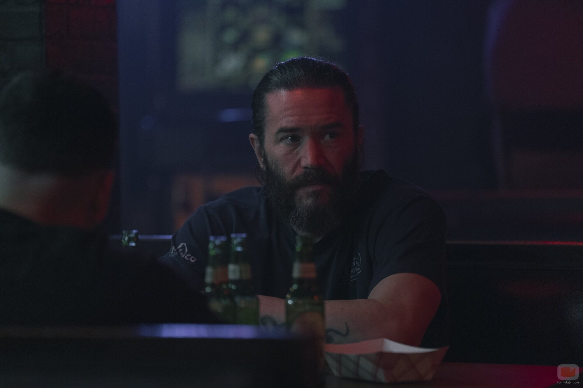 Tom Pelphrey en 1x02 titulado 'Declaraciones Familiares' de 'Task'