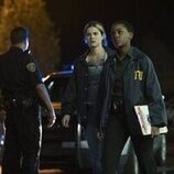 Thuso Mbedu y Alison Oliver en la temporada 1 y el capítulo 02 de 'Task'