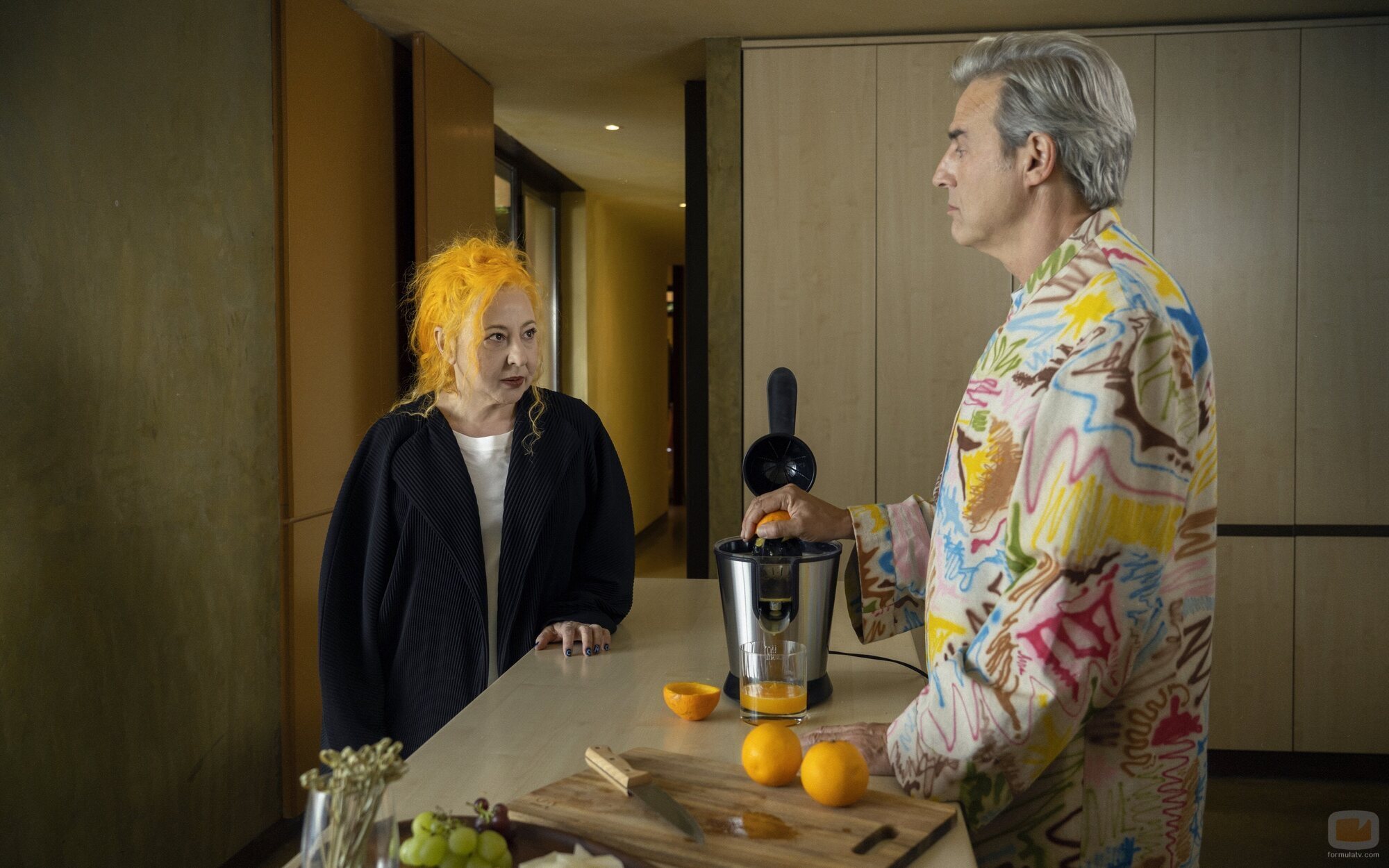 Carmen Machi y Alberto San Juan en el 1x08 de 'Furia'