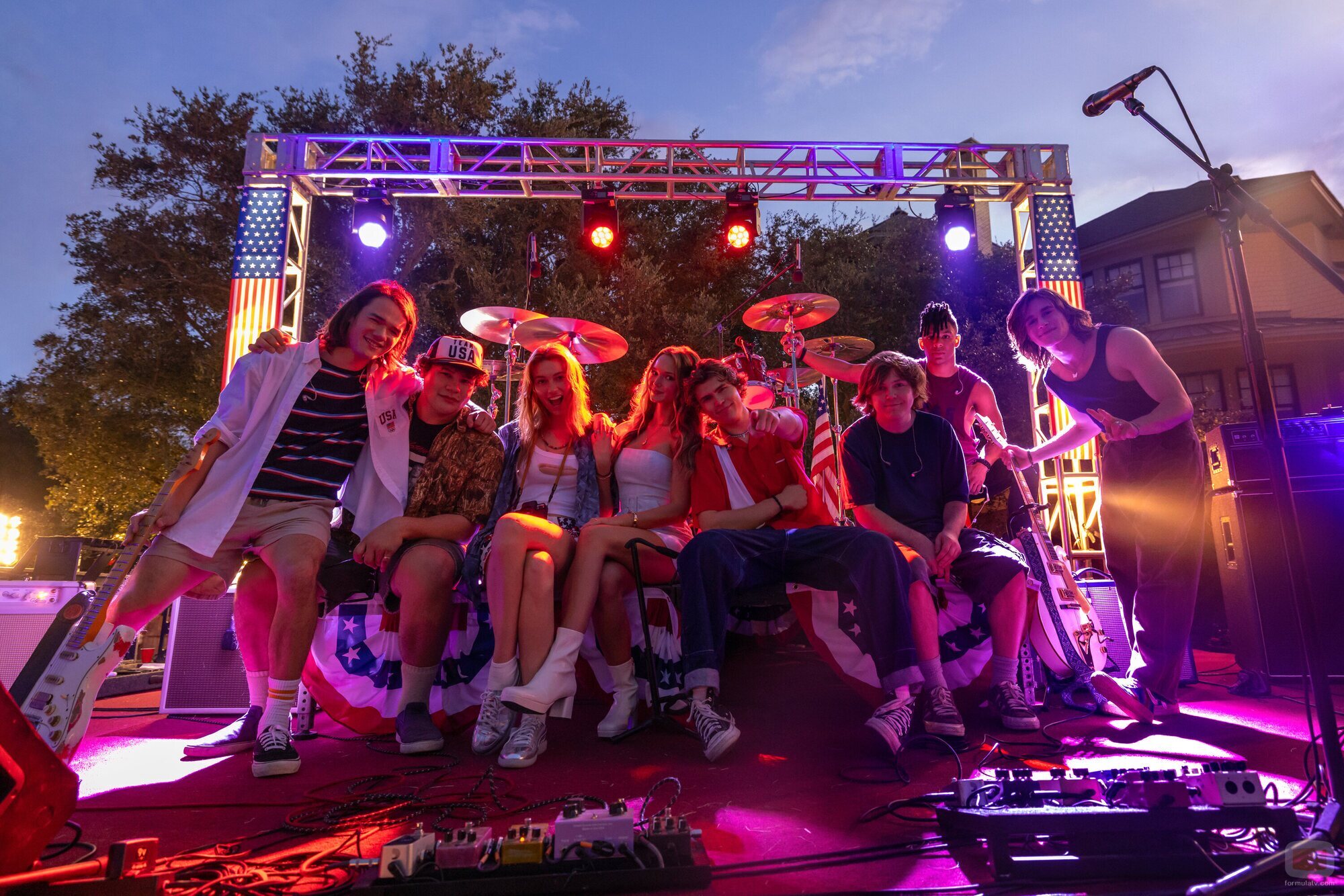 'Tres grandes, cinco canciones, cuatro días' de 'The Runarounds'