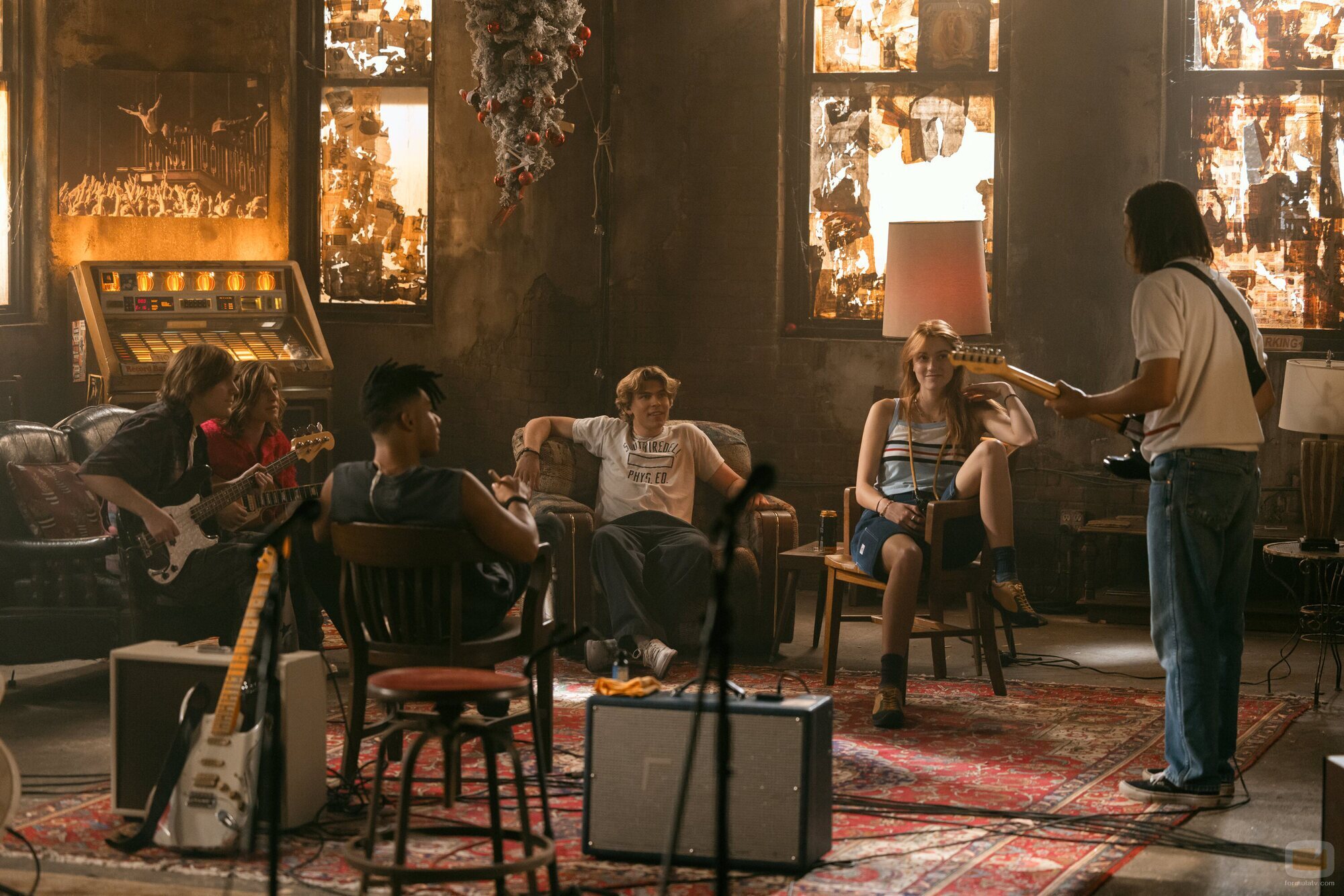 Temporada 1 y el capítulo 06 de 'The Runarounds'