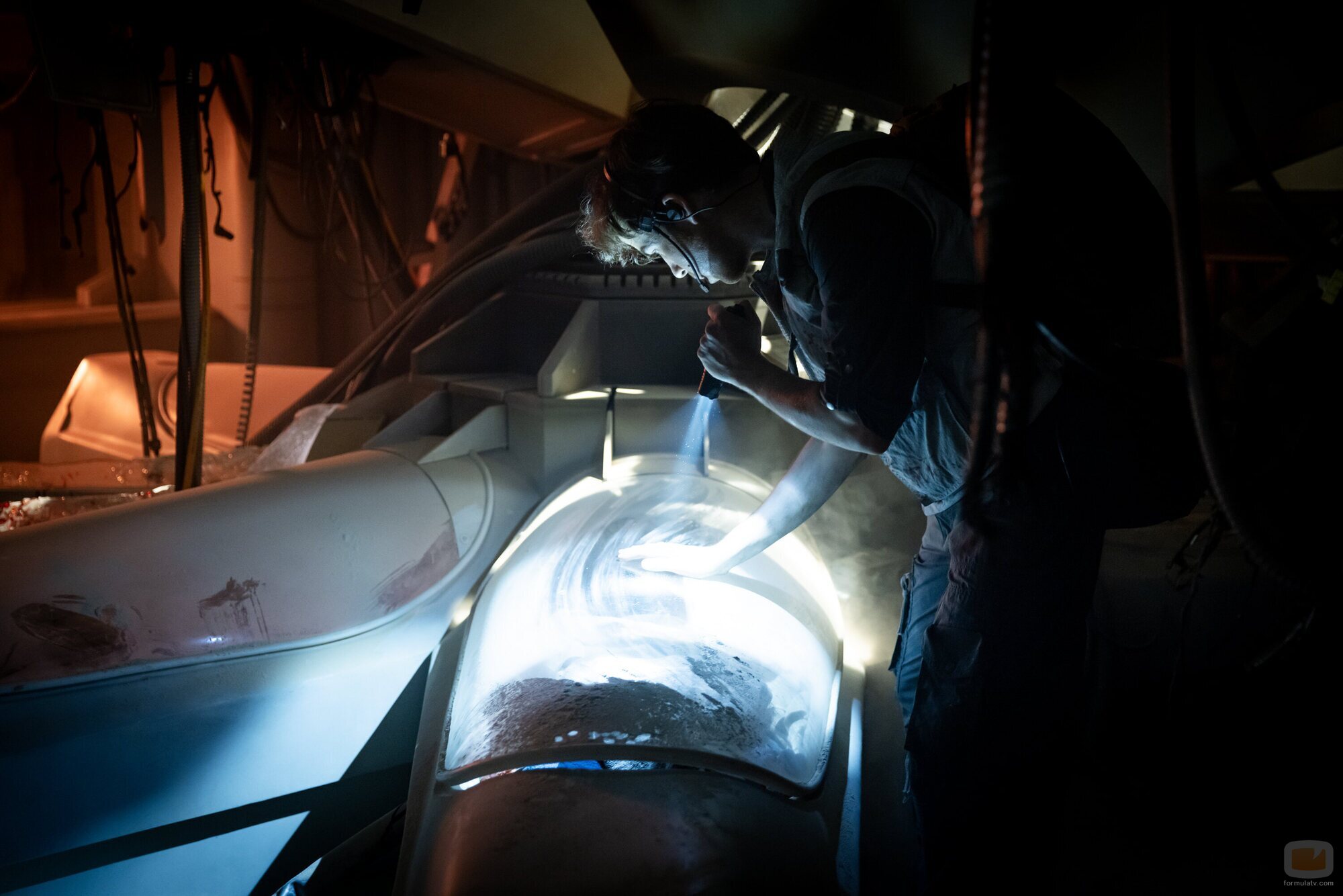 Alex Lawther en la temporada 1 y el capítulo 01 de 'Alien: Planeta Tierra'