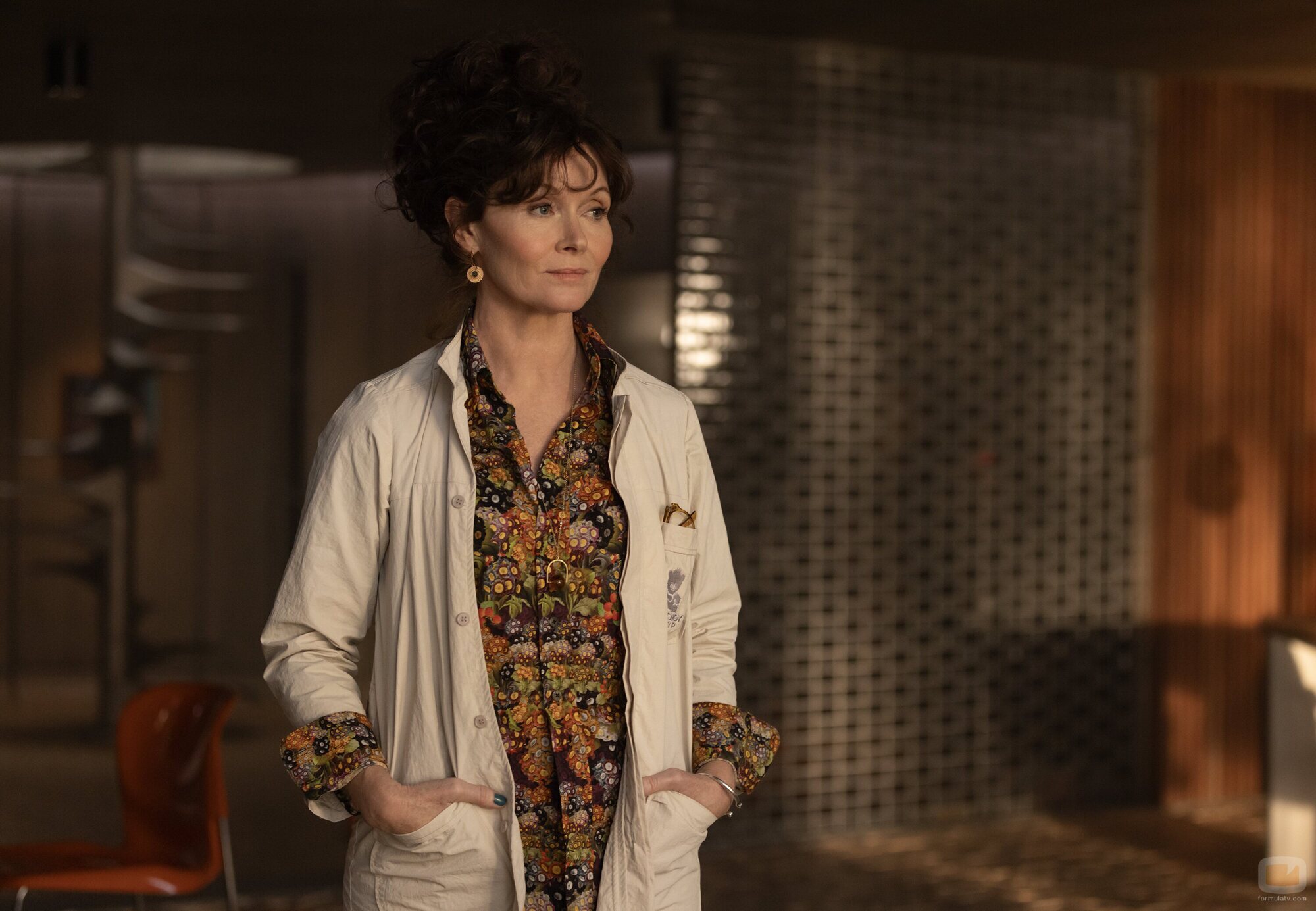 Essie Davis en el 1x01 de 'Alien: Earth'