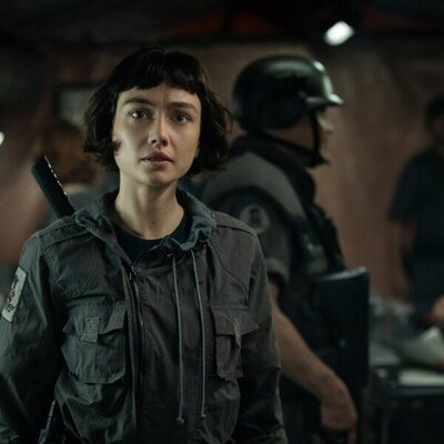 Sydney Chandler en 1x02 'Mr. October' de 'Alien: Planeta Tierra'