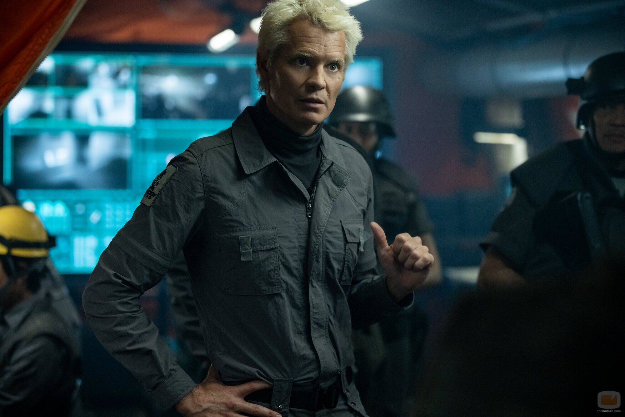 Timothy Olyphant en Capítulo 2 titulado 'Mr. October' de 'Alien: Planeta Tierra'