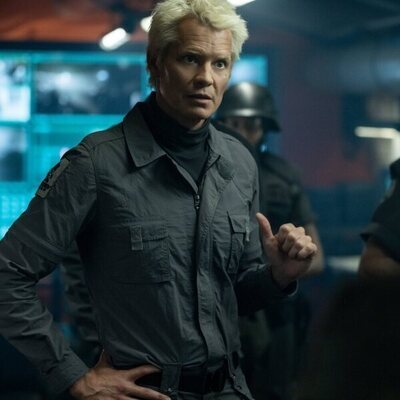 Timothy Olyphant en Capítulo 2 titulado 'Mr. October' de 'Alien: Planeta Tierra'