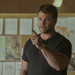 Luke Hemsworth en 1x01 'Determinación inherente' de 'La lista final: Lobo negro'