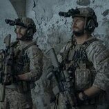 Chris Pratt y Taylor Kitsch en Capítulo 1 titulado 'Determinación inherente' de 'La lista final: Lobo negro'