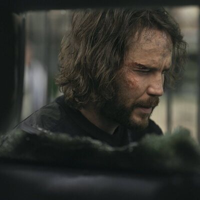 Taylor Kitsch en la temporada 1 y el capítulo 05 de 'La lista final: Lobo negro'