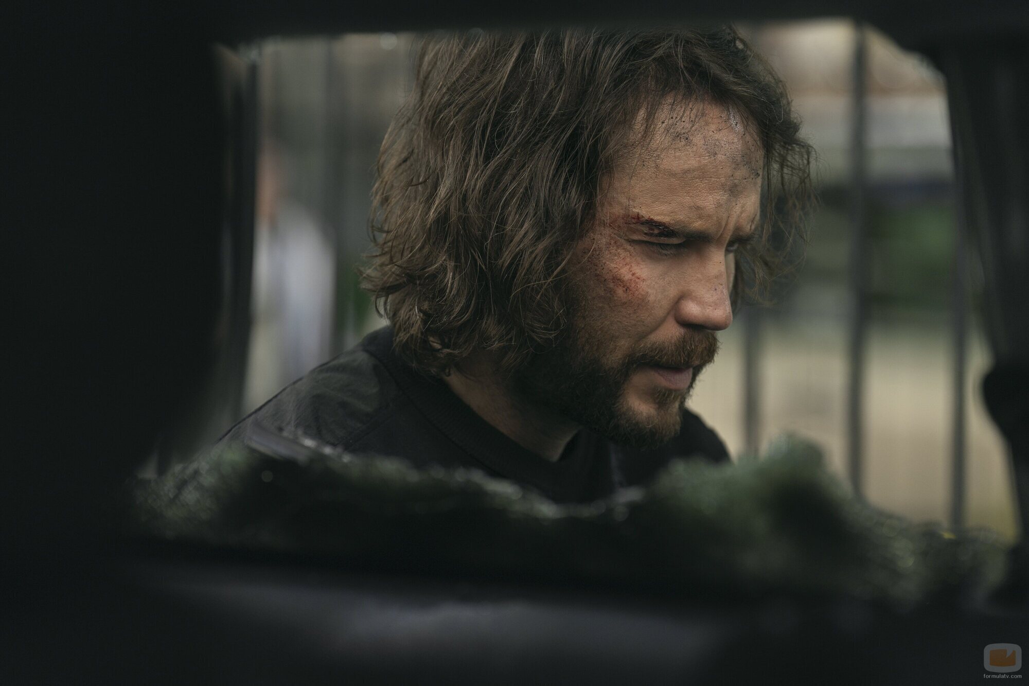 Taylor Kitsch en la temporada 1 y el capítulo 05 de 'La lista final: Lobo negro'