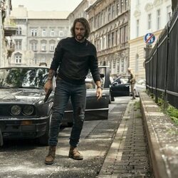 Taylor Kitsch en el 'Escape y evasión' de 'La lista terminal: Lobo negro'