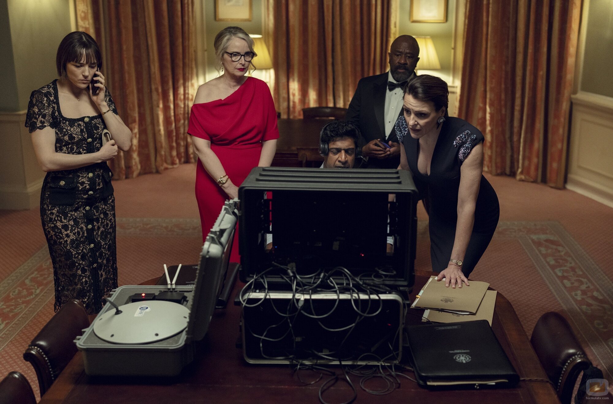 Temporada 1 y el capítulo 01 de 'Rehén'