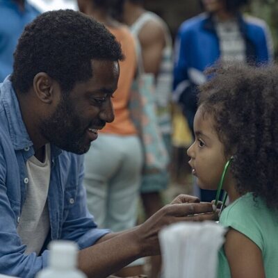 Imagen de Ashley Thomas en 'Episodio 1' de 'Hostage'