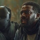 Ashley Thomas en 1x02 titulado 'Episodio 2' de 'Rehén'