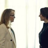 Suranne Jones y Julie Delpy en el 1x04 de 'Hostage'