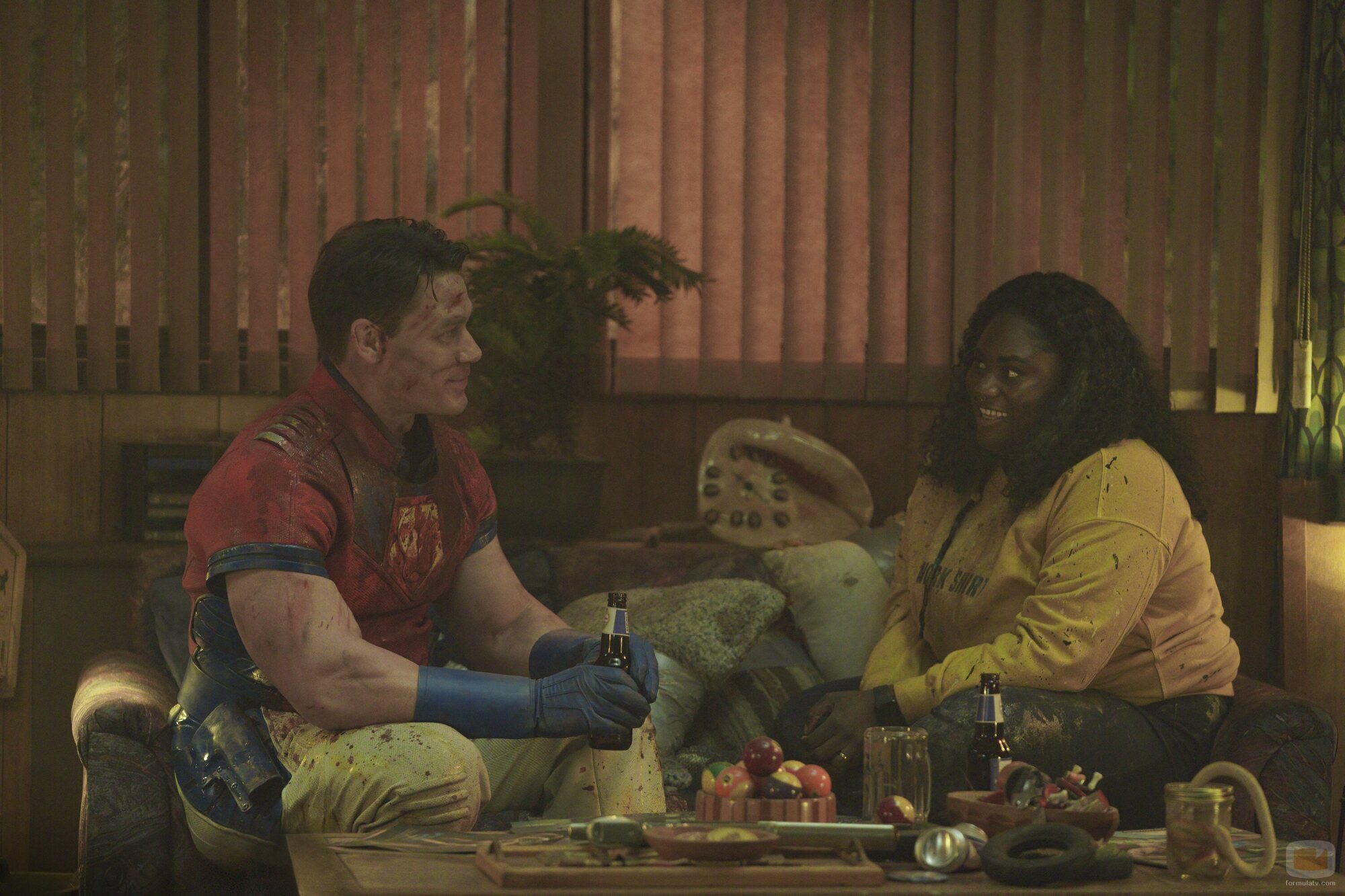 Danielle Brooks y John Cena en el 1x05 de 'Peacemaker'