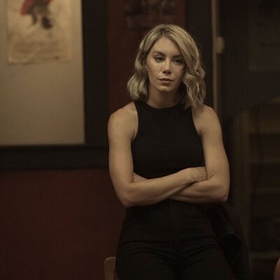 Jennifer Holland en 'Lamento Después de Leer' de 'El Pacificador'