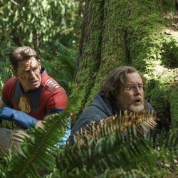 John Cena y Steve Agee en Capítulo 7 titulado 'No Arrastres Mi Corazón, Dragón' de 'El Pacificador'